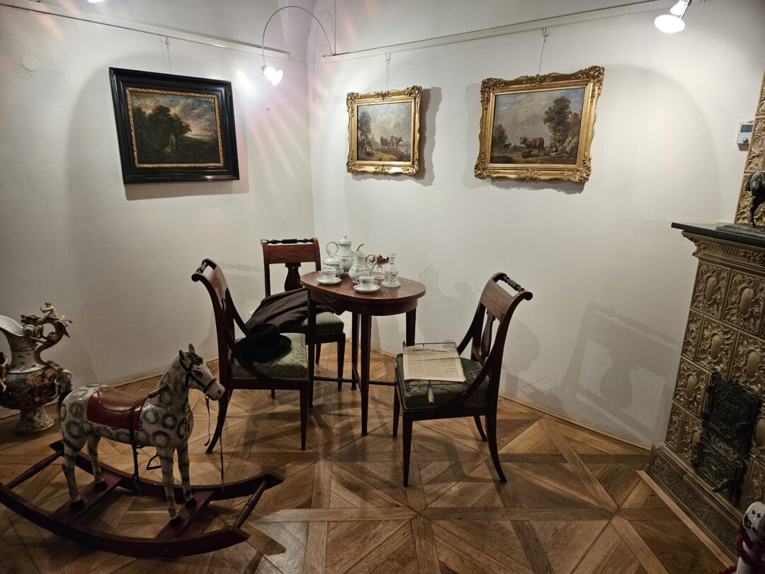 This is how the richer townspeople lived. Photo from the Bohemian Karst Museum.